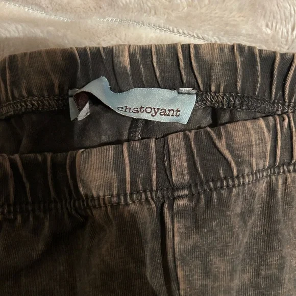 women’s flare pants - Picture 3 of 3